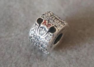 Lote 7 Charms Pandora Corazón, Luna, Minnie, Torre