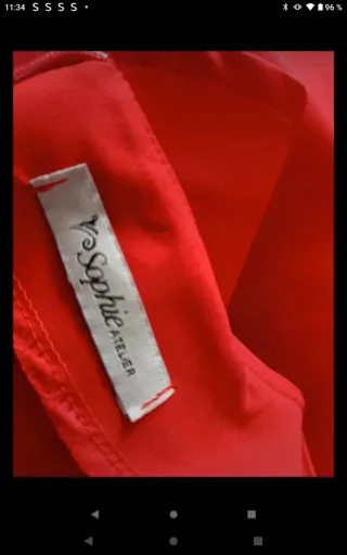Mono rojo Sophie Atelier