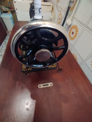 Máquina de coser Wertheim