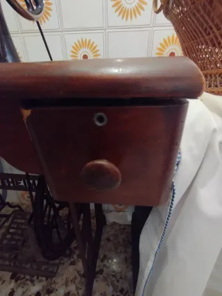 Máquina de coser Wertheim