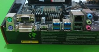 Placa Gigabyte B450M S2H V2, DDR4 16 GB y Ryzen 5