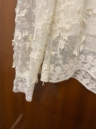 Blusa romántica encaje floral