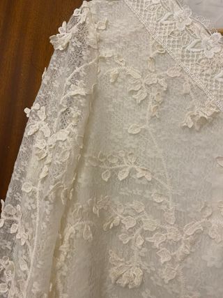 Blusa romántica encaje floral