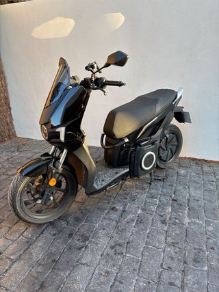 Silence S01 Scooter Eléctrica Negra