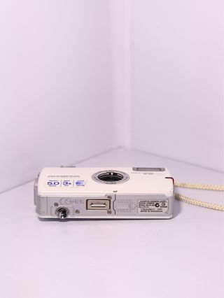 Cámara Digital Olympus IR-300 Blanca