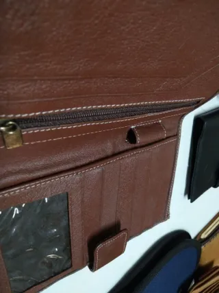 Billeteras de piel varias