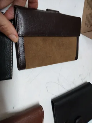 Billeteras de piel varias