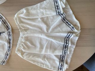 Conjunto blanco bordado top y shorts