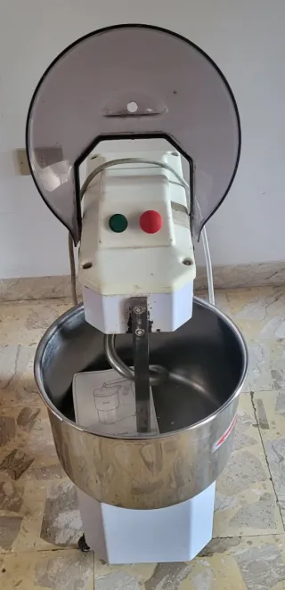 Impastatrice S/12 per pane e pizza