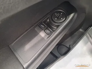 FORD TRANSIT COURIER TREND