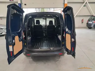 FORD TRANSIT COURIER TREND