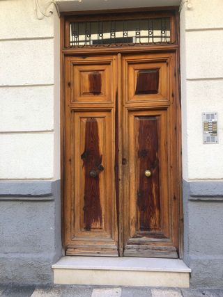 Puertas antiguas portal exterior madera sin marco