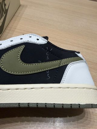 Jordan x Travis Scott Scarpe