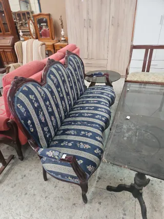 Sofá de 3 plazas estilo clásico