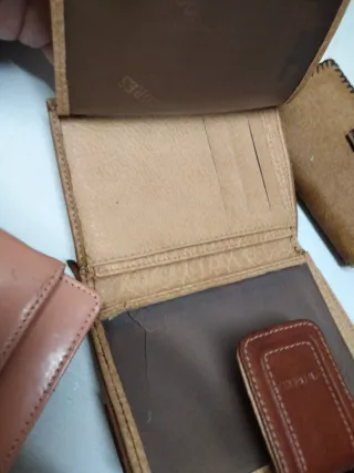 Lote de 3 billeteras por 2€