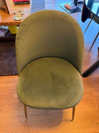 Juego de Sillas Terciopelo Verde Patas Doradas (2)