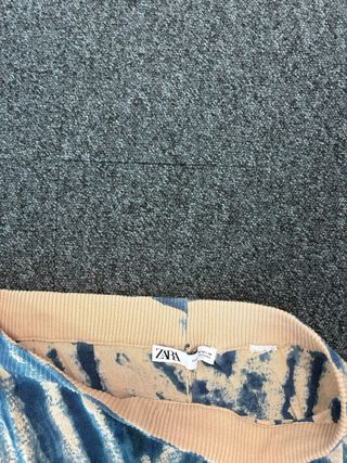 Chaqueta Zara Tie-Dye Azul y Beige Talla M