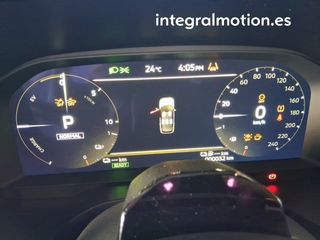 Mitsubishi Outlander PHEV Kaiteki 4WD