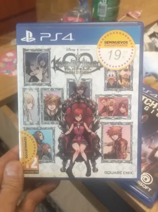 PS4 (PlayStation 4) Negra + Juegos