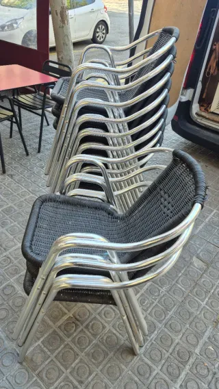 Sillas de exterior apilables