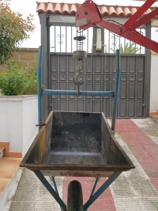 Maquinillo elevador Wiskers construcción