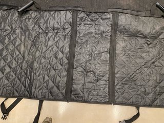 Funda coche para perros con dos cinturones