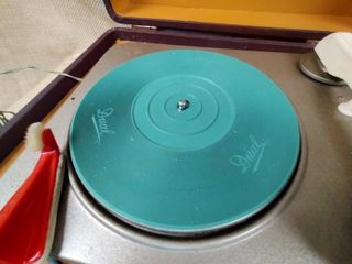 Tocadiscos Dual Antiguo Maletín