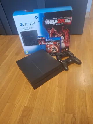 PS4 (PlayStation 4) 1TB NBA 2K17 Bundle