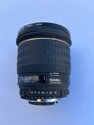 Objetivo Sigma 24mm f/1.8 EX DG Macro + Filtro