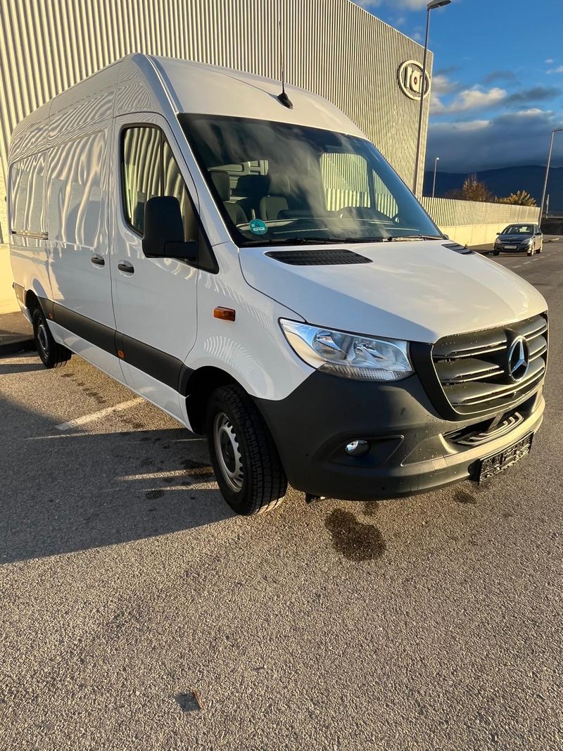 Mercedes-Benz Sprinter 2022, foto 2