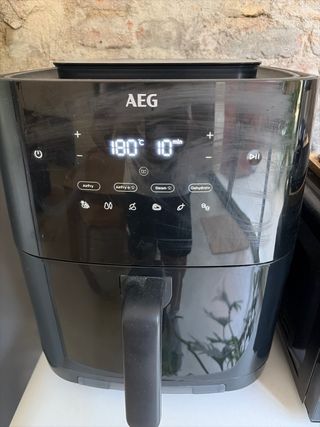 Airfryer AEG 7L con vapor