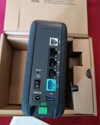 Router Livebox 7 - Wifi 7 - Orange En su caja