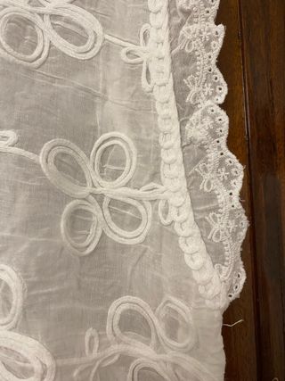 Blusa romántica sin mangas bordada