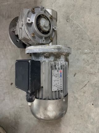 Motores eléctricos Siemens y Bonfiglioli