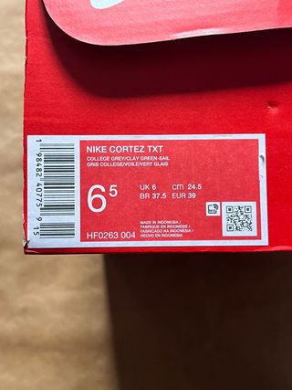 Nike Cortez Gris Oscuro y Verde Zapatillas