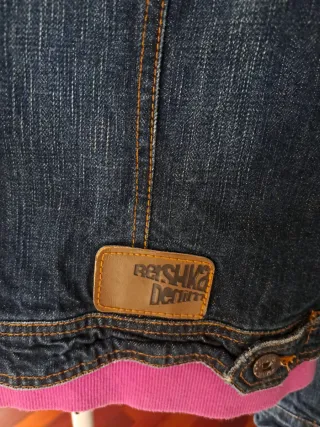 Blusão de ganga Bershka com capuz