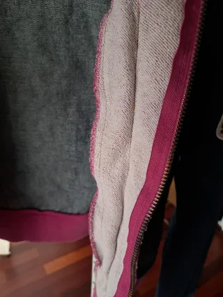 Blusão de ganga Bershka com capuz