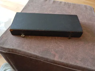 Antiguos utensilios repostería con caja