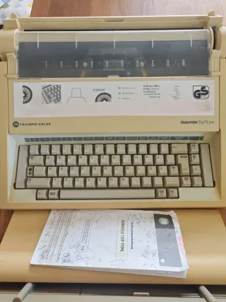 Máquinas de escribir eléctricas (Lote 4)