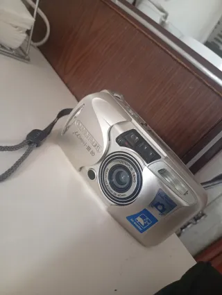 Olympus mju III 80 Cámara Compacta Plata