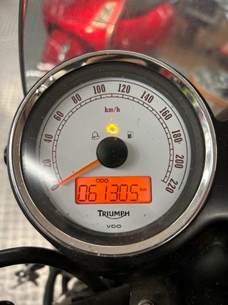 Triumph Thruxton Negra