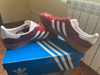 Adidas Gazelle Indoor Rojas y Blancas