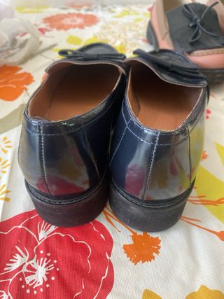Scarpe lucide nere tg 37