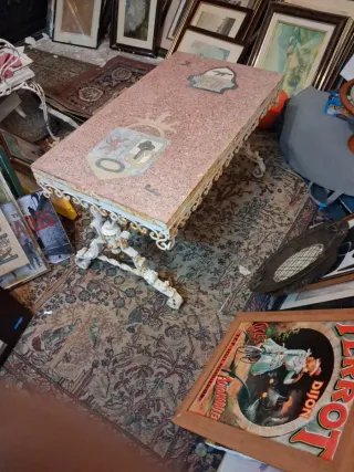 Mesa forja y mármol rosa