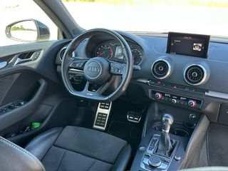 Audi A3 35 TFSI Sportback S-line S-Tronic