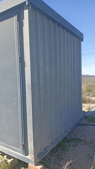 Caseta metálica de obra