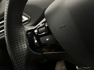 Peugeot 308 1.5 BLUEHDI 130 S&S GT 5D 2020