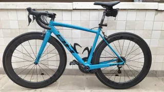Bicicleta BH Ultralight RC Carbono Di2