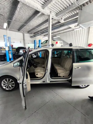 Volkswagen Sharan 2011