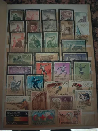 Clasificador Sellos España 550 Nuevos y sin repeti